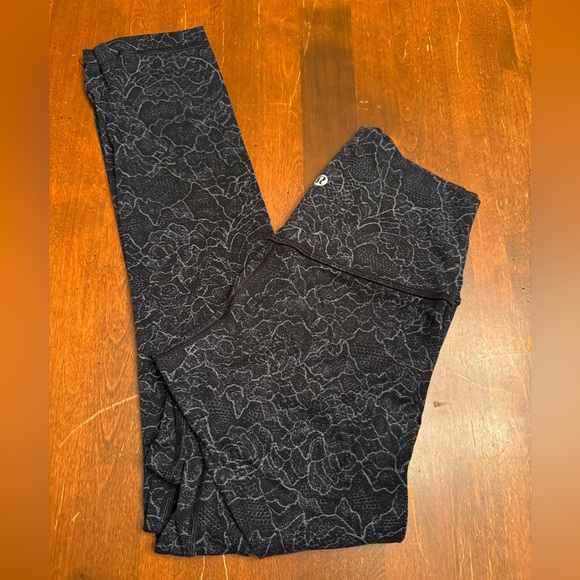 Lululemon Align Leggings - Picture 1 of 1